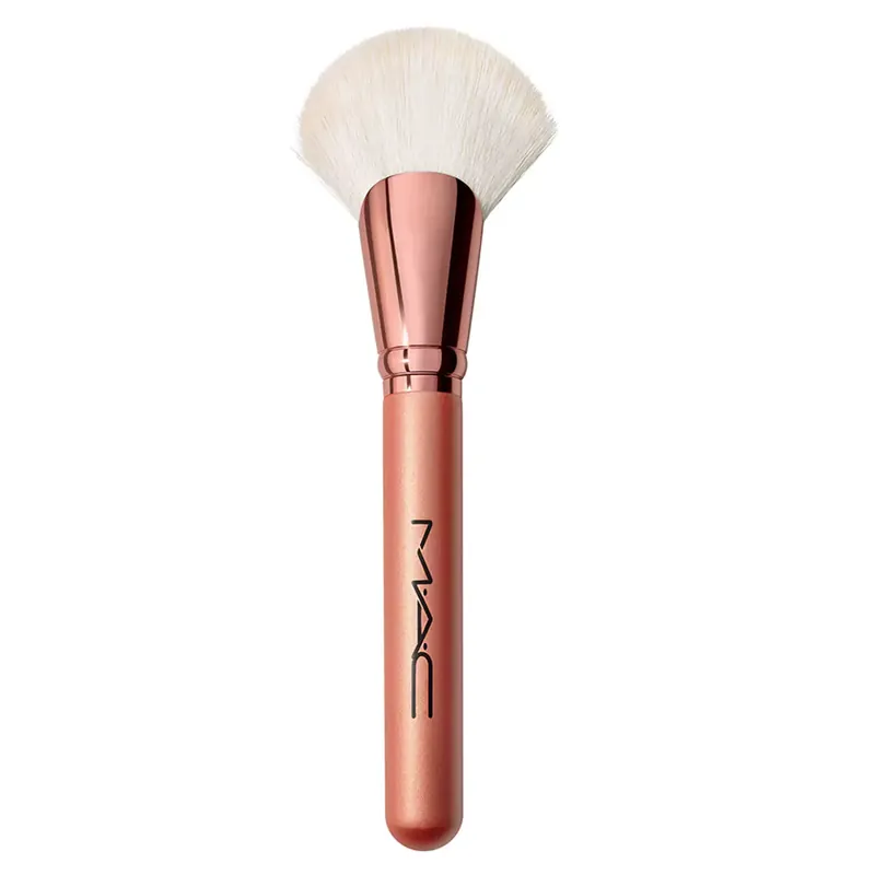 Kracherpreis MAC Professional Brush 143S Bronze Fan Brush