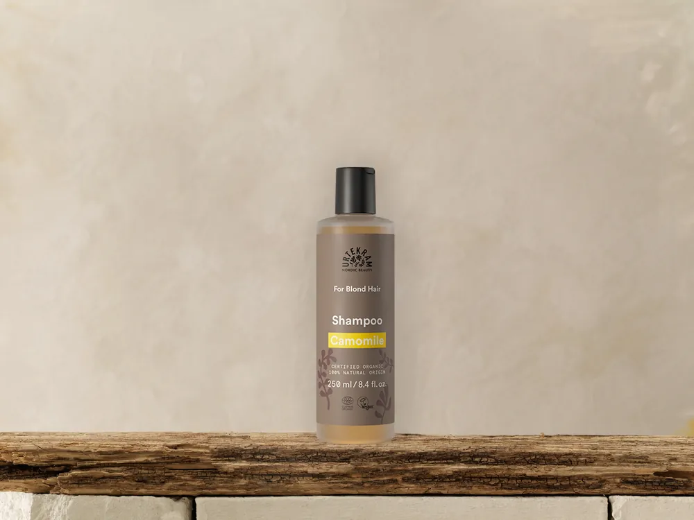 Sonderaktion Urtekram Camomile Shampoo Blondes Haar 250 ml